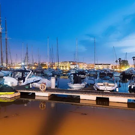 Casa Alferes In Downtown Appartamento *