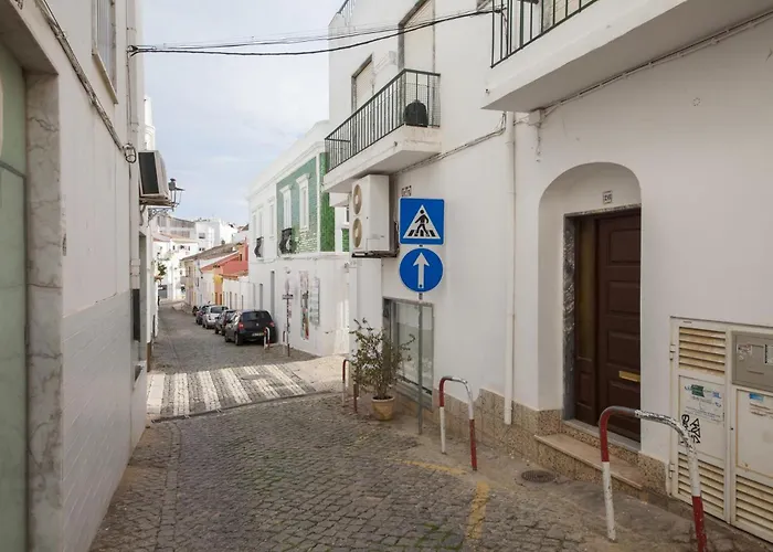 Casa Alferes In Downtown Διαμέρισμα *