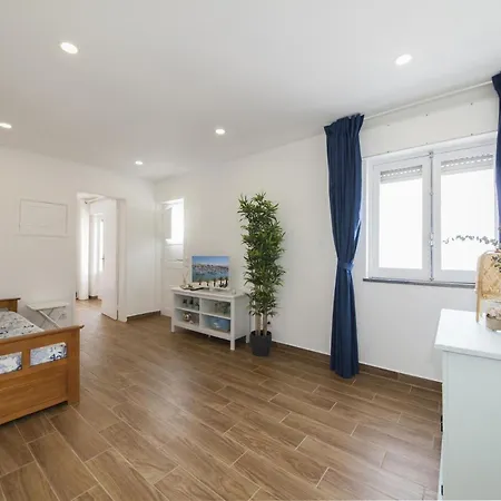 Casa Alferes In Downtown * Lagos