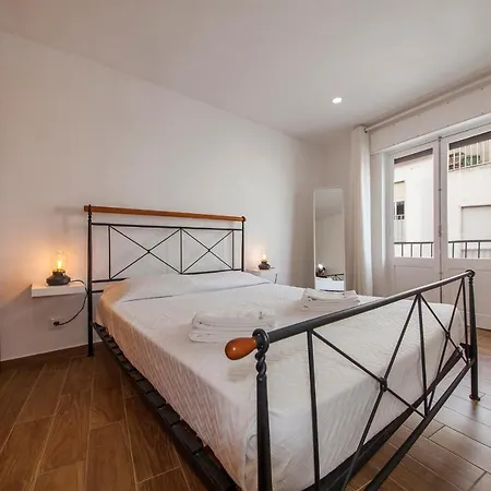 Casa Alferes In Downtown *