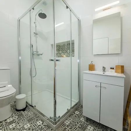 Apartment A37 - Casa Alferes In Downtown Lagos