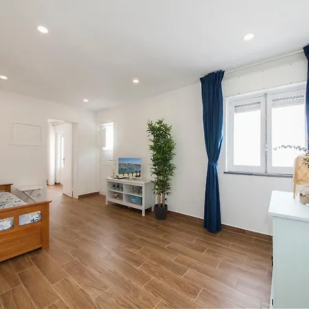 Casa Alferes In Downtown