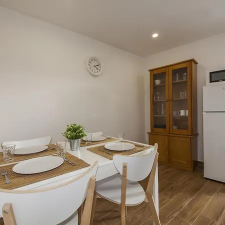 Casa Alferes In Downtown شقة لاغوس